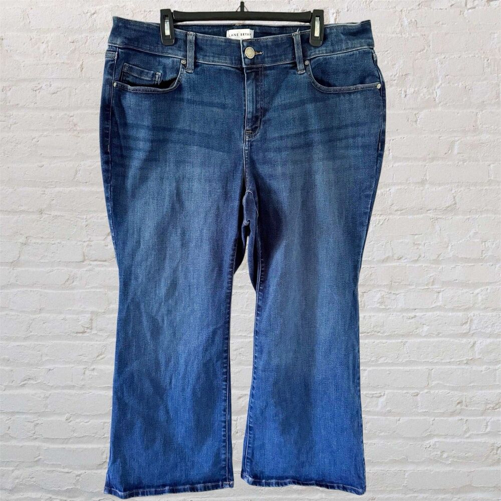 Lane Bryant High Rise Curvy Fit Boot Bootcut Denim Jeans Woman 20S Stretch Short